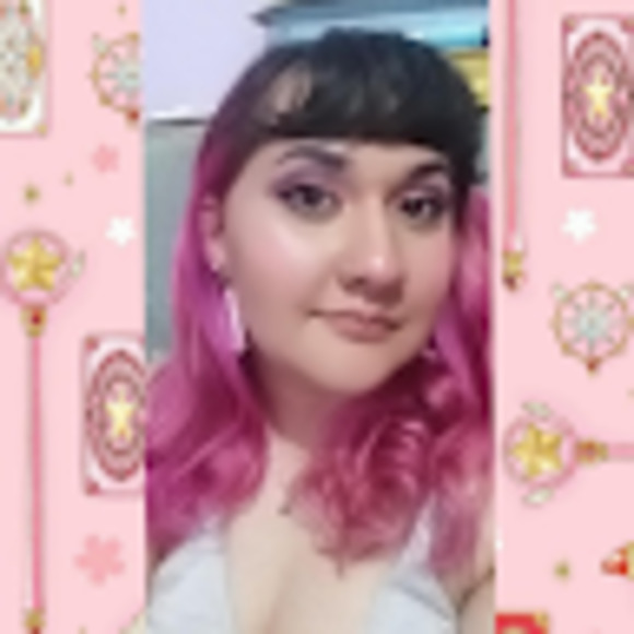 Meet your Posher, Paola - Picture 1 of 1